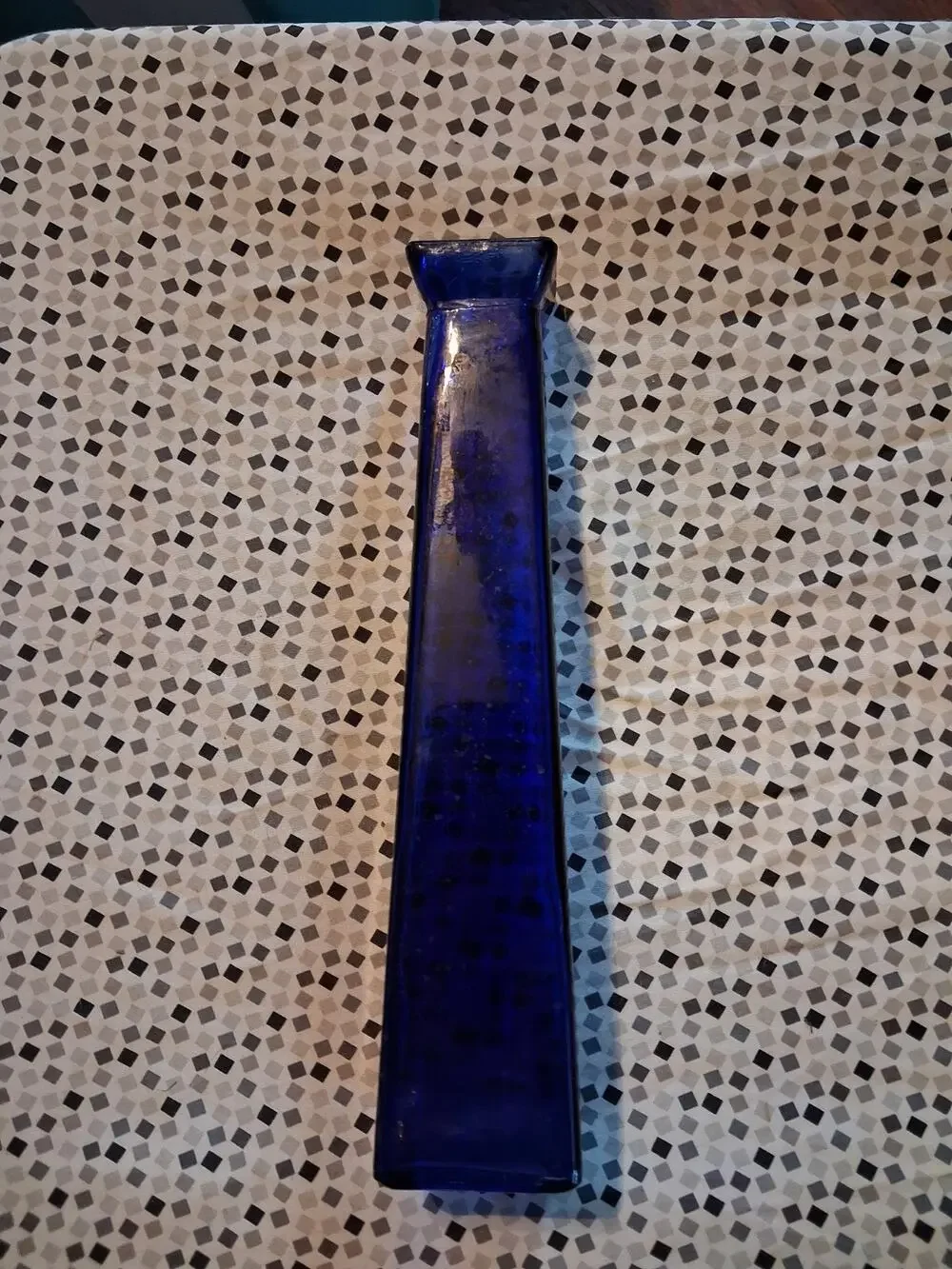 Colbalt Blue Vase 11-inch-Tall Square Pyramidal Flower Vase